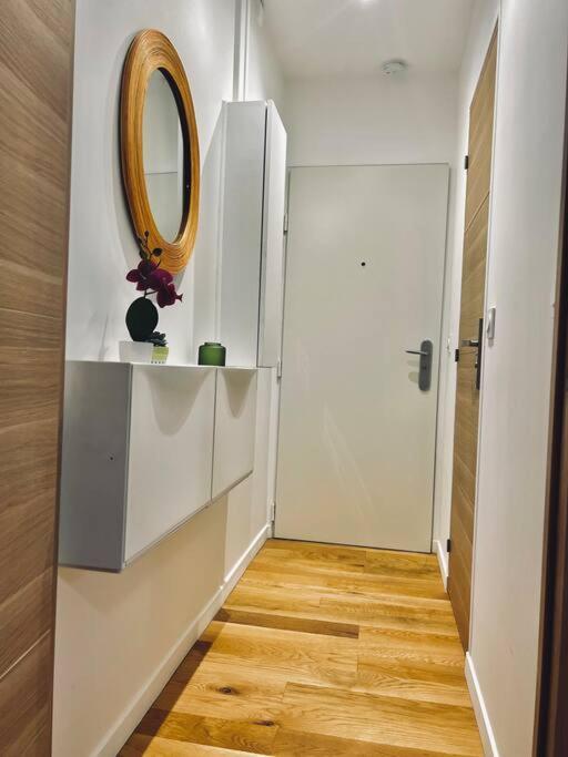 Tres Beau Studio Refait A Neuf 2 Apartment Сент-Уен Екстериор снимка